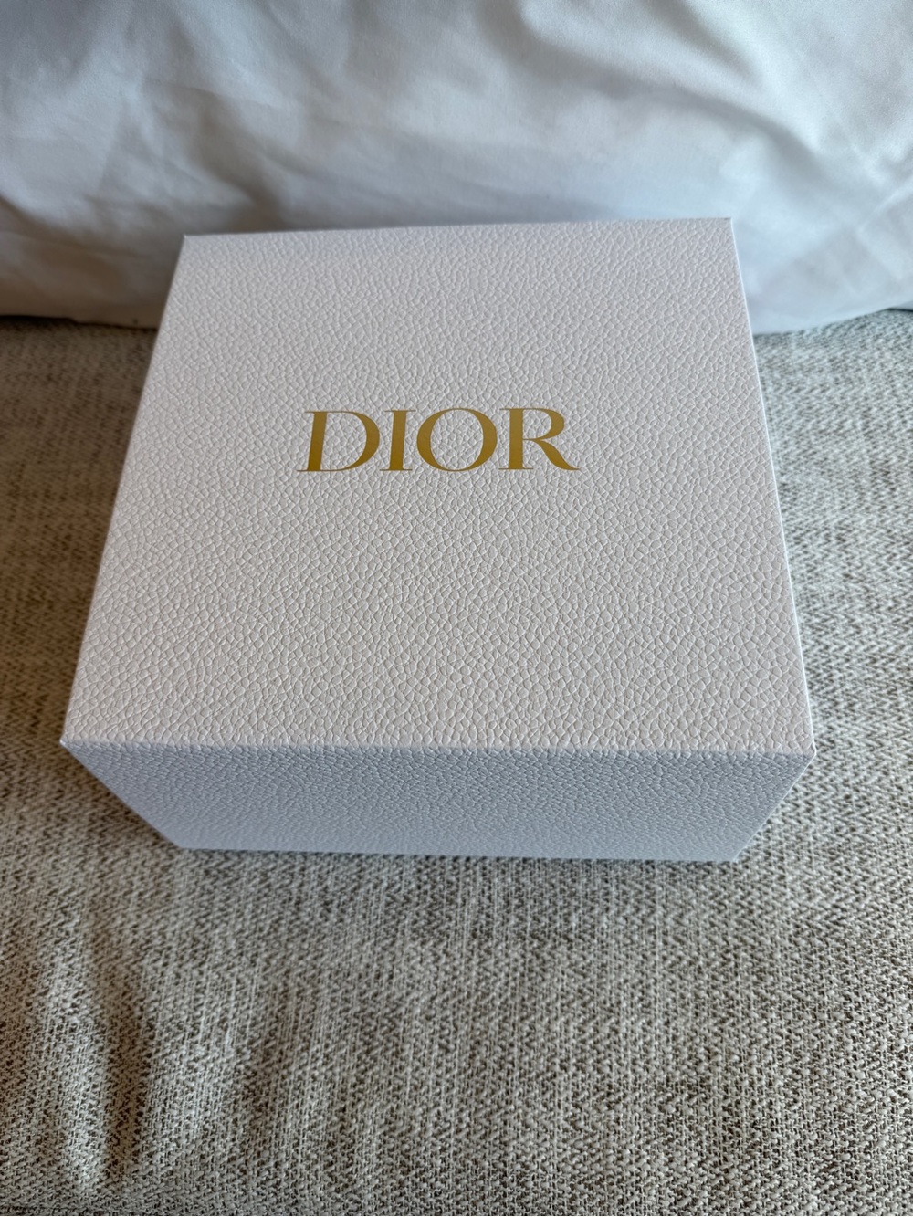 Dior White Box with Gold Logo gift box storage box